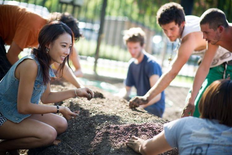 students gardening